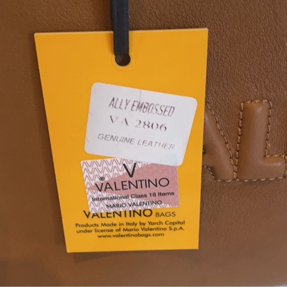 Authentic Valentino Ally Bag - Picture 11 of 14